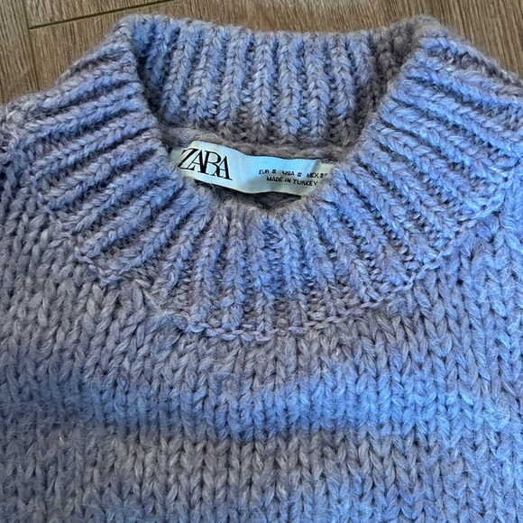 Zara women’s oversized Crewneck Sweater - Light lilac Purple size S like new - Picture 2 of 7